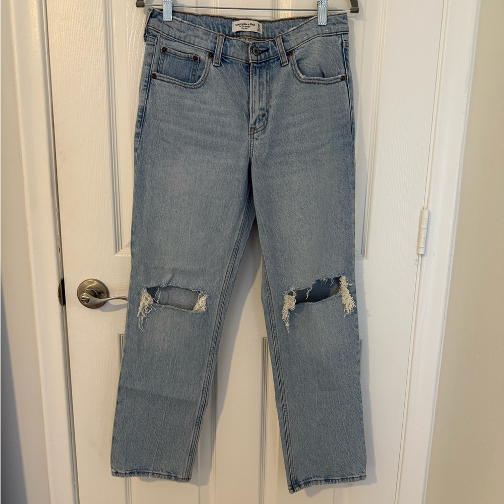 Abercrombie 90’s Mid Rise Straight Jeans